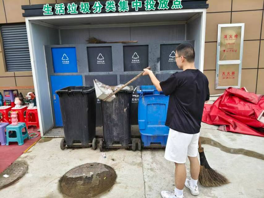 ���r�W�ӷ��l���`�����G�����족�����h���c��^����