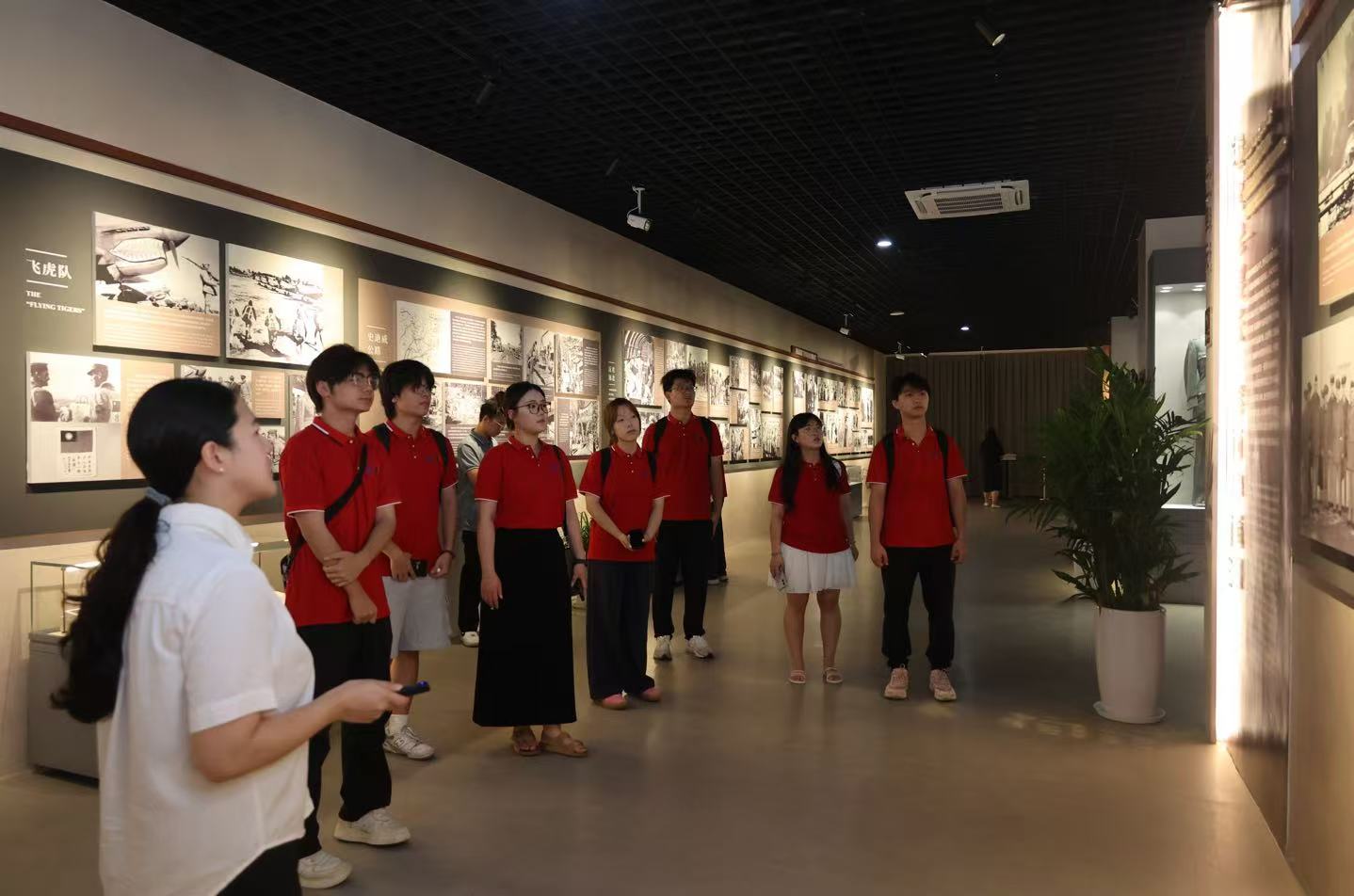 �L����W�W�Ӹ���̽���t�r�����ܴa