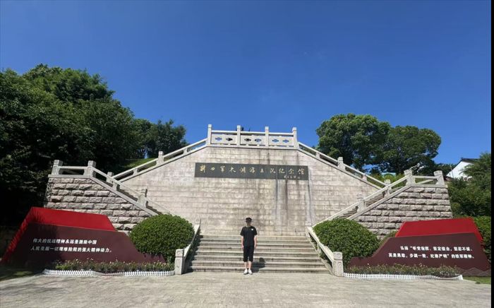 ɢ�ǝM���ǣ�����һ�F��   ���ǳ�������С꠷ָ���؂��мtɫ����