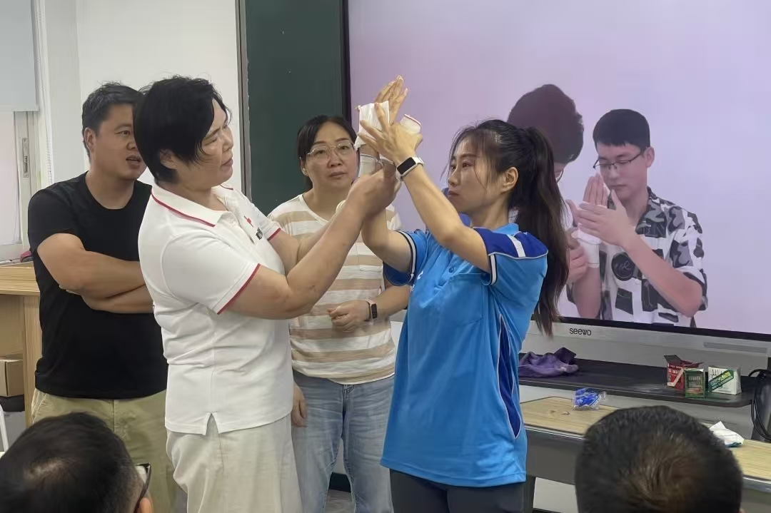 �ഺ���`�L���� �����Aվ�P�т��������۞�