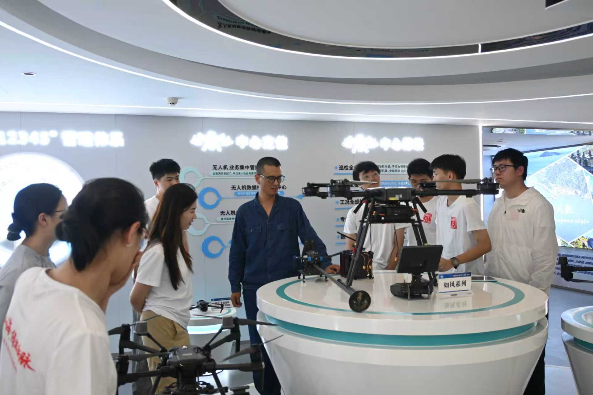 ���֮����ɽ�ӣ��Ϻ������W�W����ʡ���`��a��Դ�D(zhu��n)���c�˲ų��L