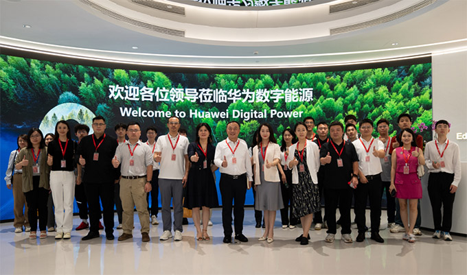 2025�긣��^��FU��TURE����W�������Ŀ�e��