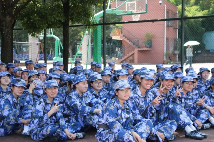 ����ؔ����W��ǧ����2025�������_��܊Ӗ������